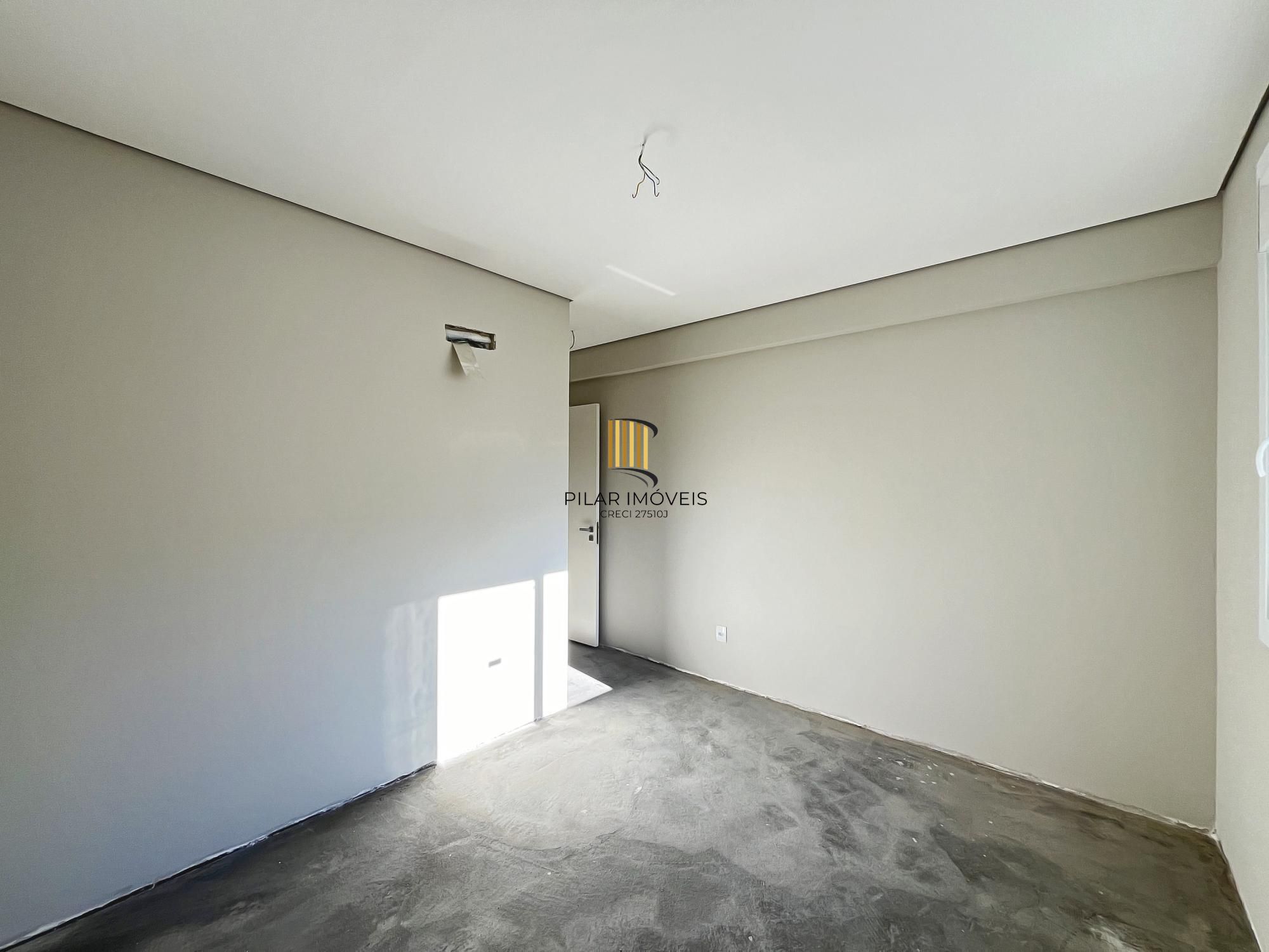 Apartamento com 3 dormitórios sendo 3 suíte á venda Bairro Cristal.
