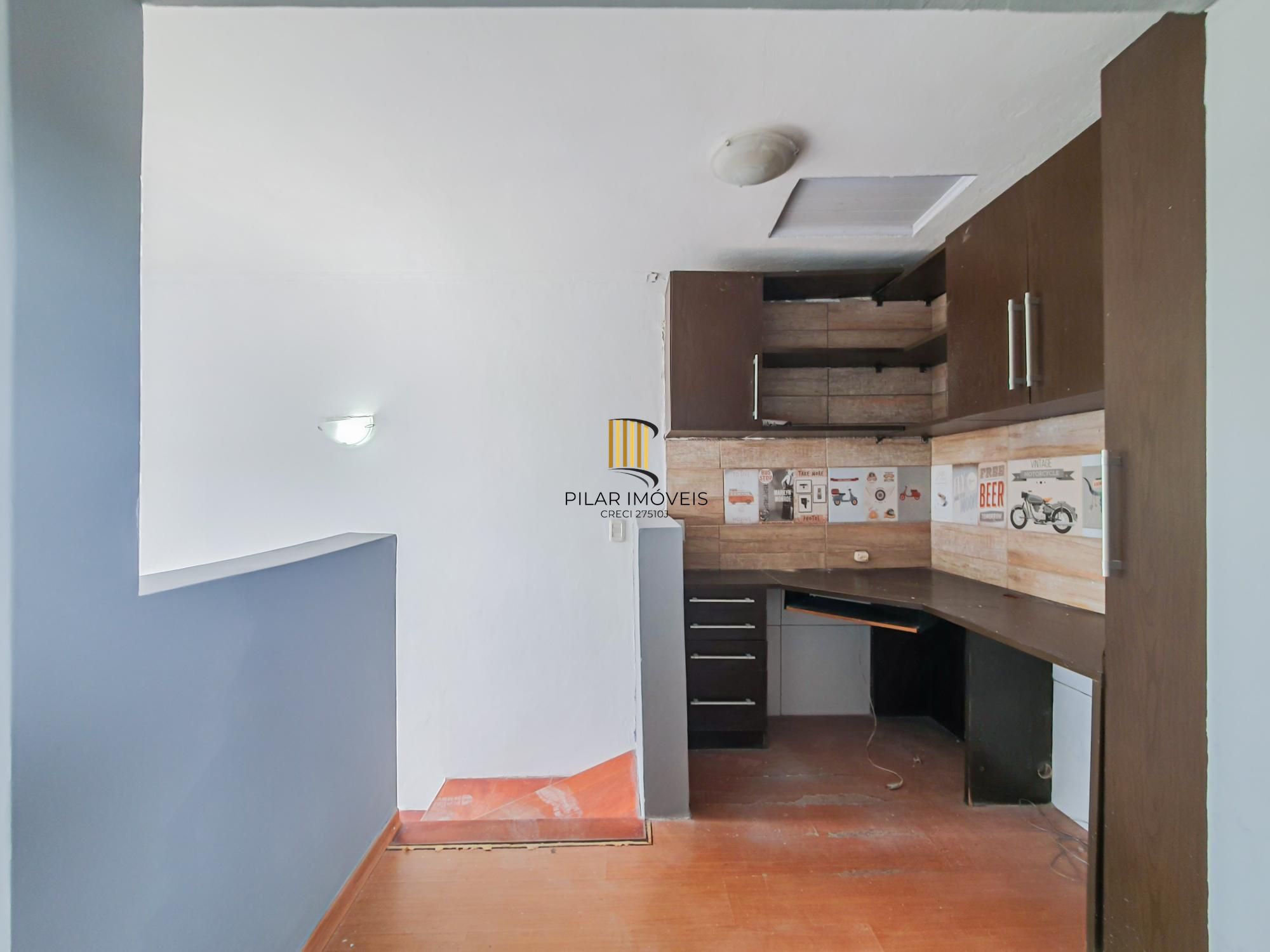 Casa com piscina para Venda - 189.91m², 3 dormitórios, sendo 1 suítes, 2 vagas - Hípica