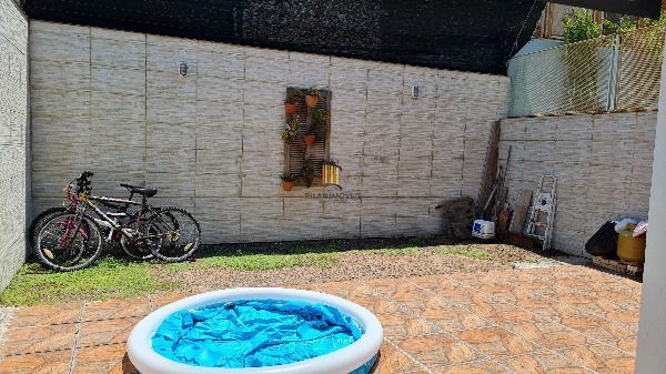 Casa para Venda - 177m², 3 dormitórios, sendo 1 suites, 2 vagas - Hípica