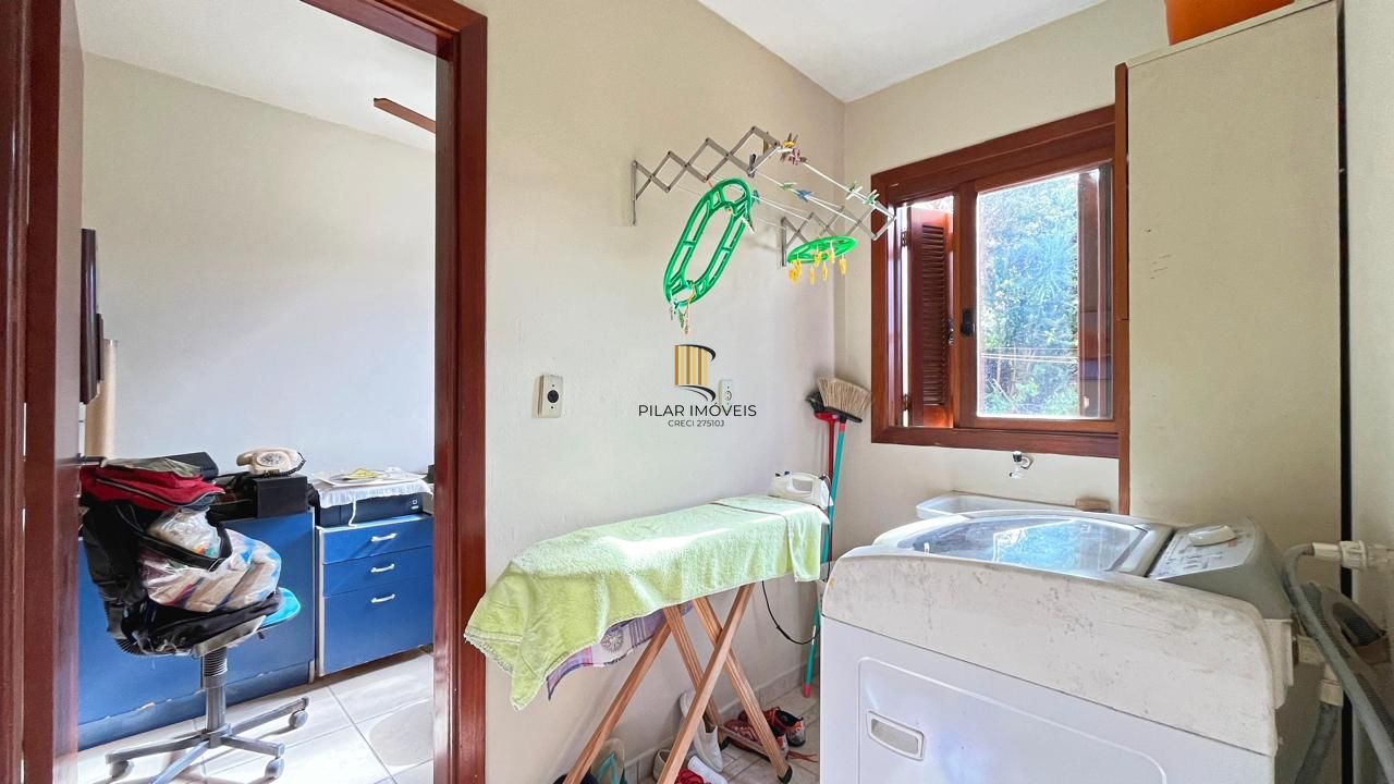 Casa 3 dormitórios no bairro Tristeza