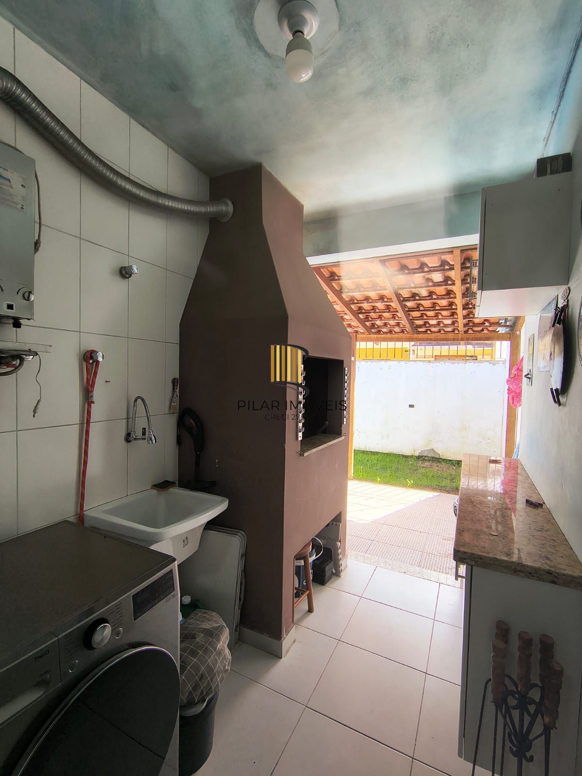 Casa terrea de 3 dormitorios sendo uma suite no bairro Hipica