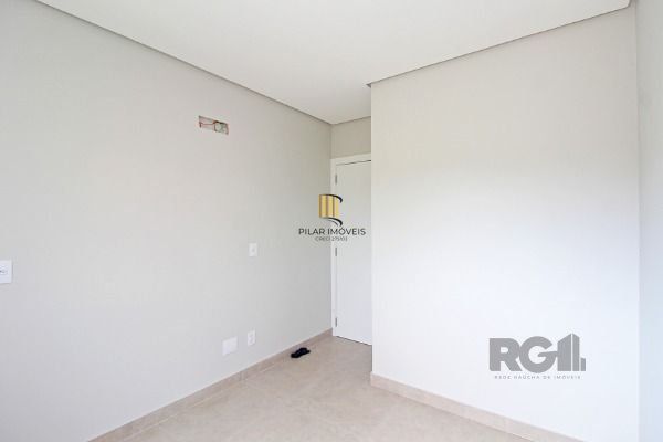 Casa Condominio em Porto Alegre, no bairro Hípica, com 3 dormitório(s), e 3 banheiros, à venda.