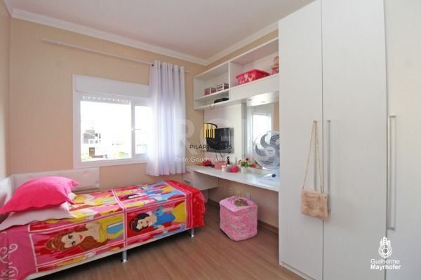 Casa para Venda - 131.96m², 3 dormitórios, sendo 1 suites, 2 vagas - Lagos De Nova Ipanema