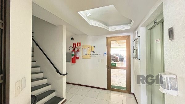 Apartamento em Porto Alegre, no bairro Medianeira, com 3 dormitório(s), e 3 banheiros, à venda.