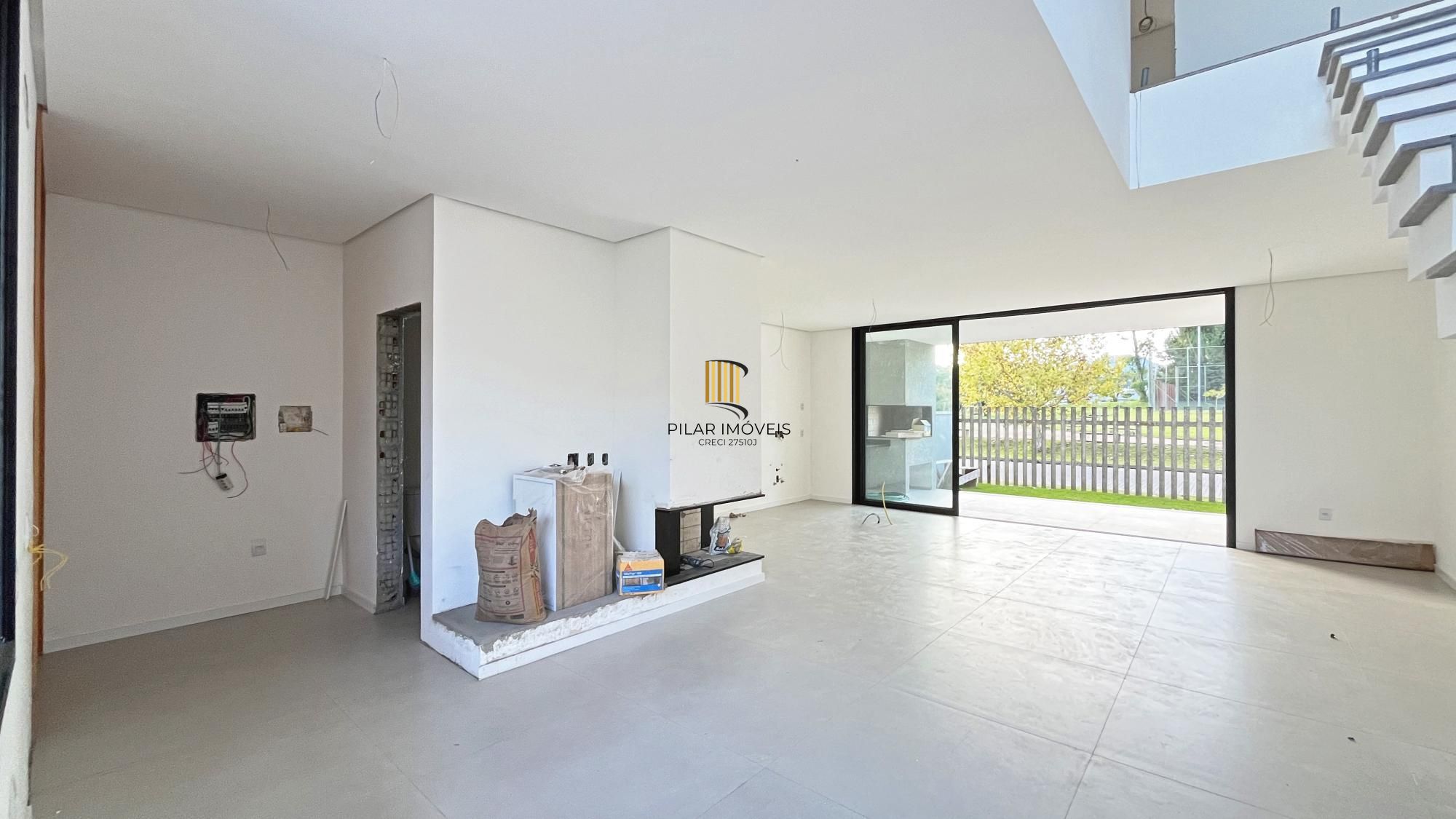 Casa Condominio em Porto Alegre, no bairro Hípica, com 3 dormitório(s), e 3 banheiros, à venda.