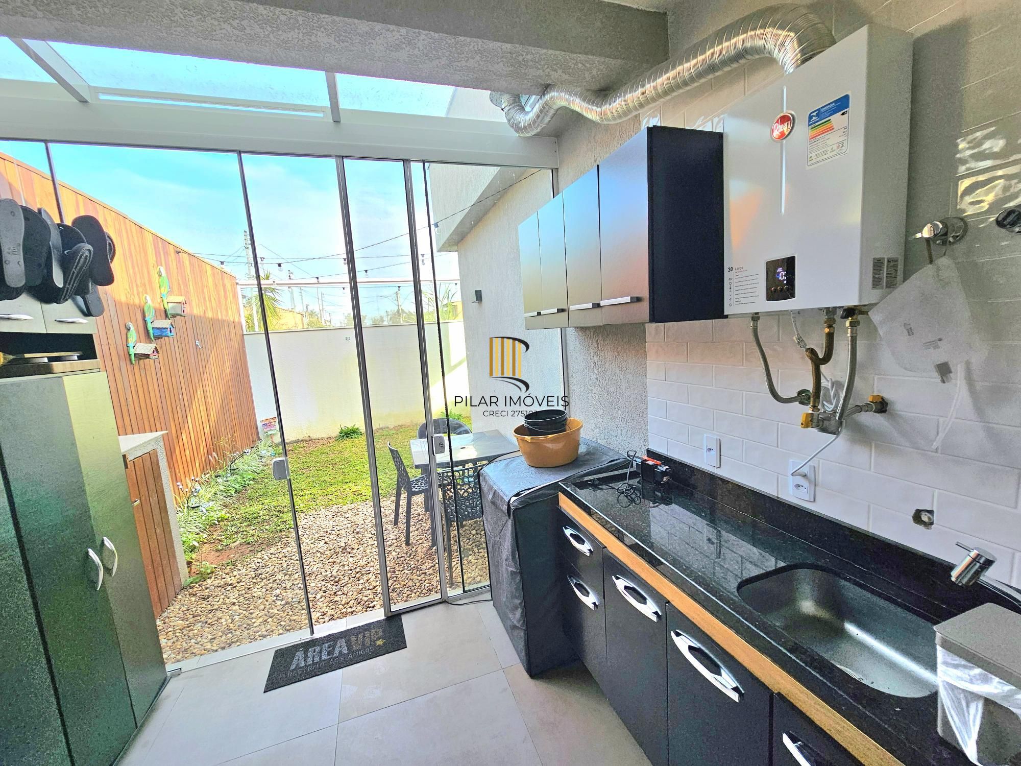 Casa para Venda - 90m², 3 dormitórios, sendo 1 suites, Hípica