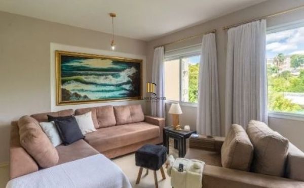 Apartamento em Porto Alegre, no bairro Santo Antônio, com 3 dormitório(s), e 3 banheiros, à venda.