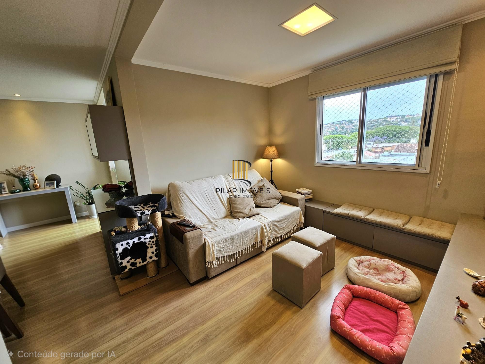 Lindo apartamento 2 dorm com suite e churrasqueira no bairro Cristal!