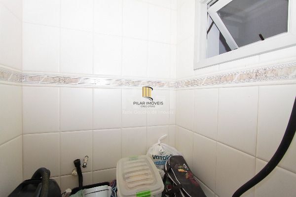 Casa para Venda - 300m², 2 dormitórios, sendo 1 suites, 8 vagas - Nonoai