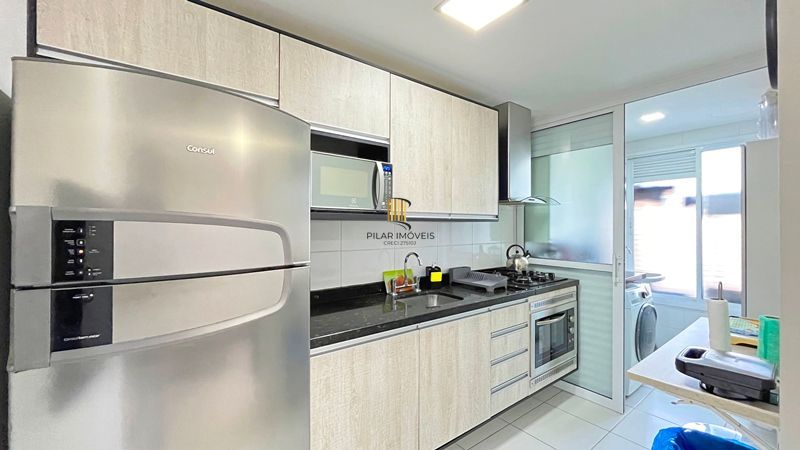 EXCELENTE APARTAMENTO à venda e também disponível para locação no coração do Bairro Tristeza. 2dorm. 1 suite, 70m2.