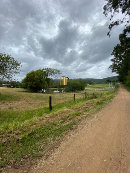 Sítio para Venda - 54000m², 3 dormitórios, 10 vagas - Lageado