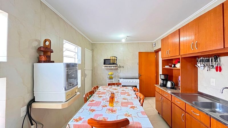 Casa 3 dormitórios no bairro Ipanema