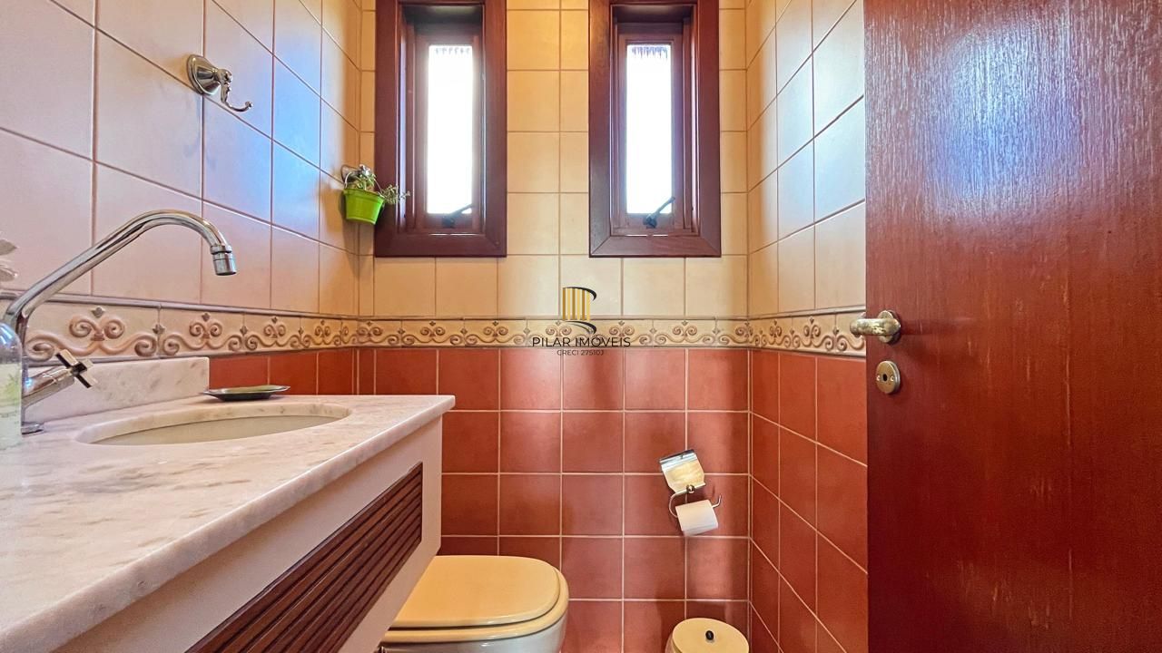 Casa 3 dormitórios no bairro Tristeza