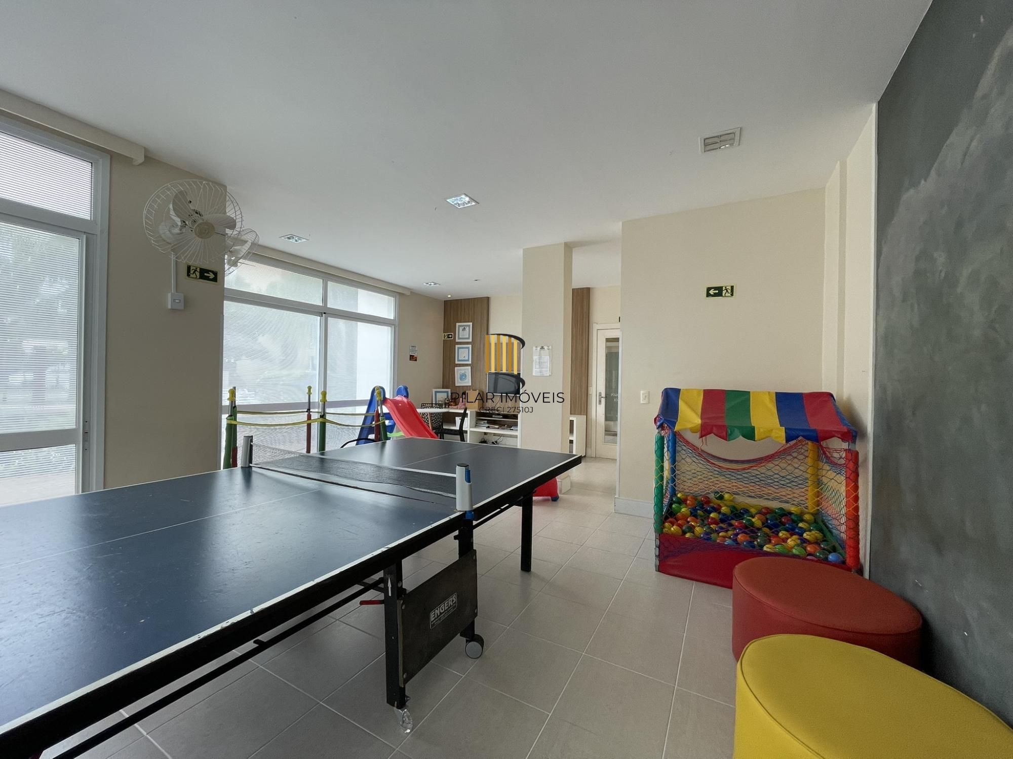 Excelente apto próximo ao Shopping Bourbon Teresópolis de 2 dormitórios com suíte em andar alto