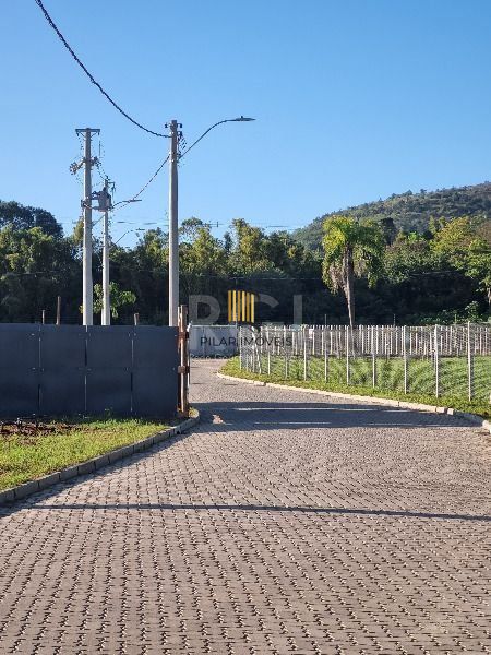 Terreno em Porto Alegre, no bairro Campo Novo, à venda.