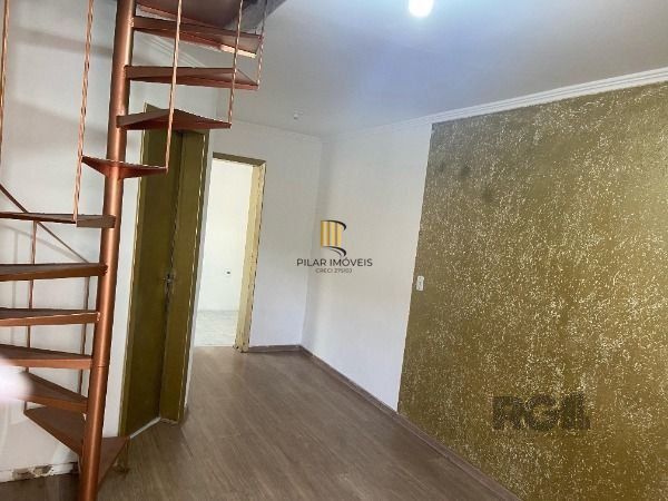 Casa de Condomínio 2 dormitórios no bairro Cavalhada