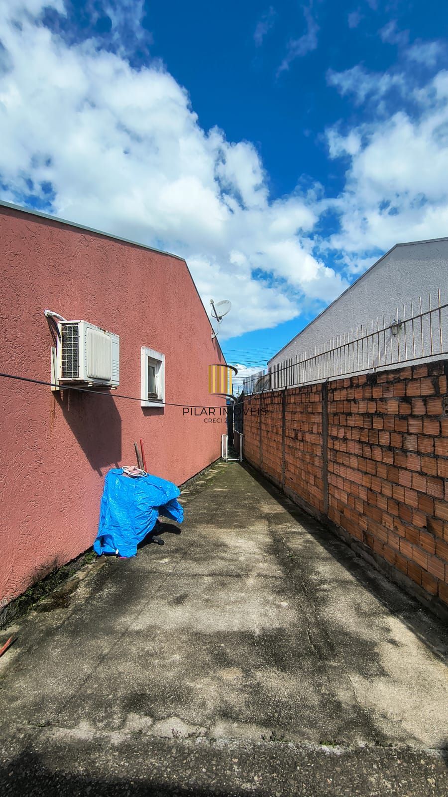 Casa de 2 dormitórios no bairro Hipica