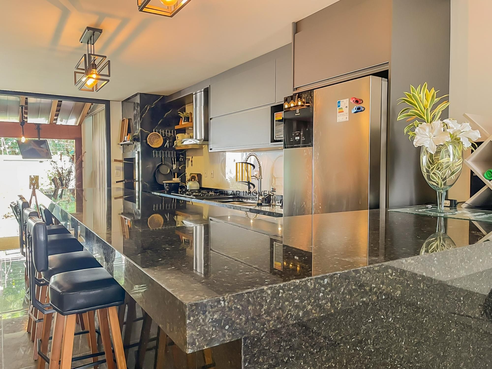 Sobrado 3 dormitórios em condomínio do residencial Lagos de Ipanema!