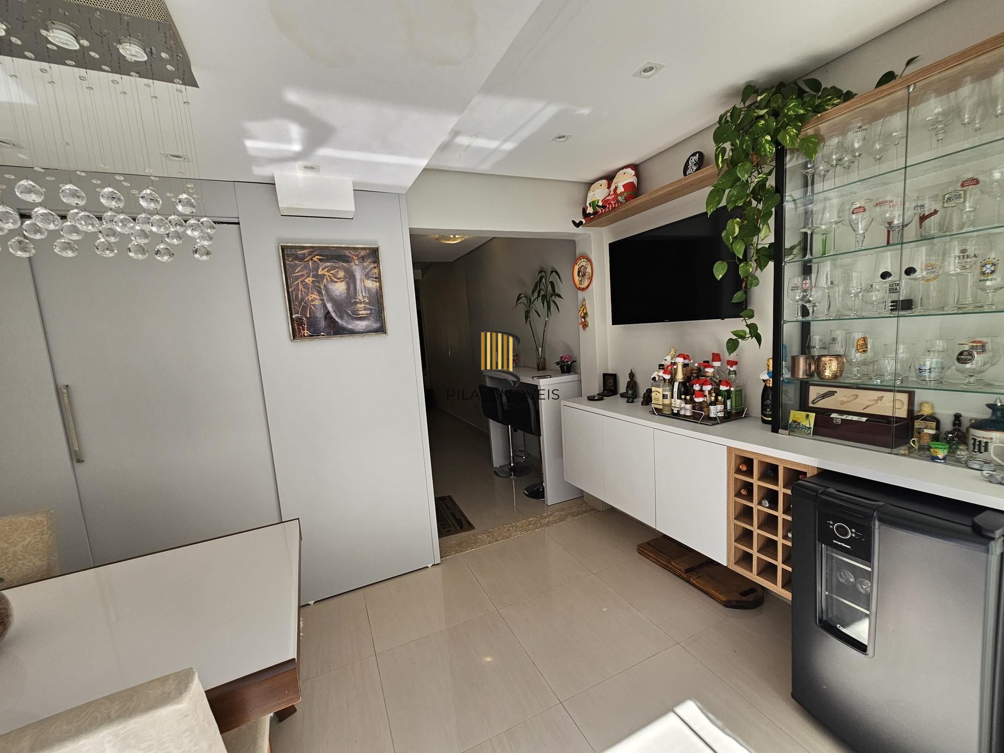 Sobrado em condomínio fechado