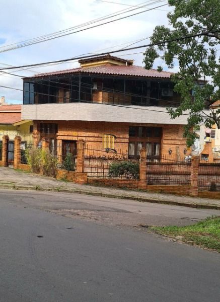 Casa para Venda - 200m², 3 dormitórios, sendo 1 suites, 4 vagas - Jardim Isabel - Pilar Imóveis