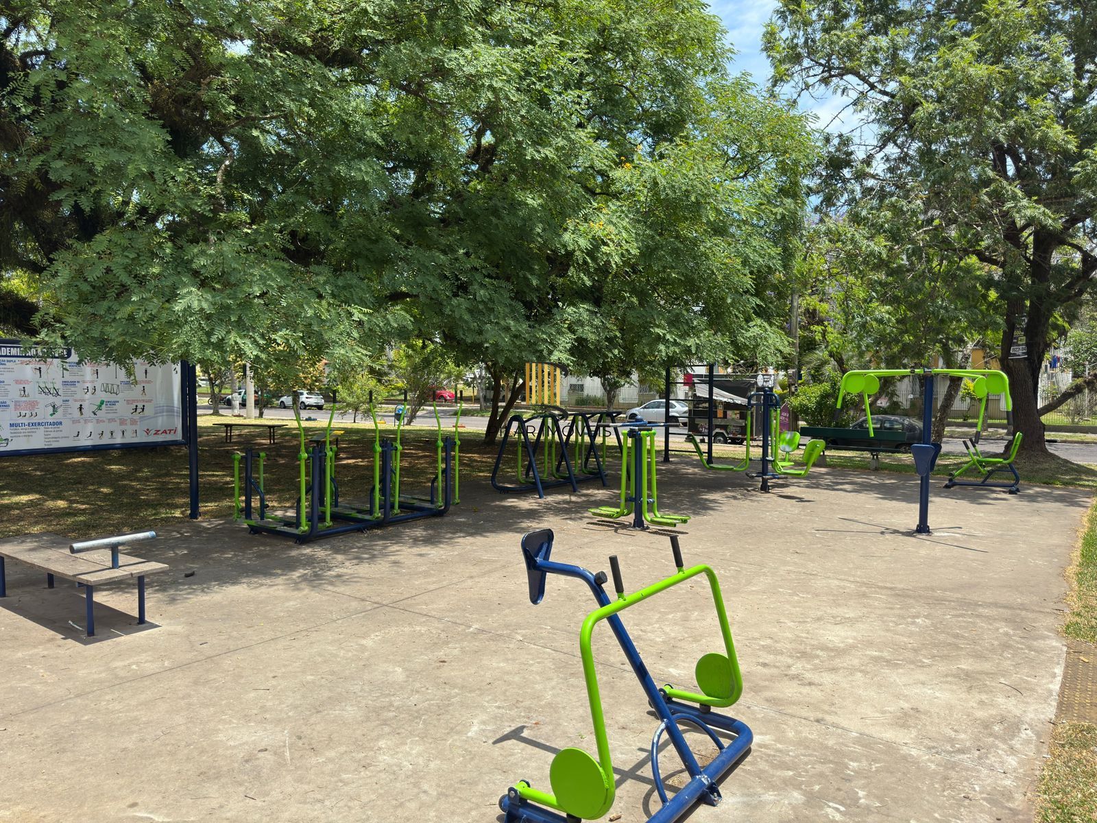 Impecável - Reformado , semi mobiliado 1D, vaga rotativa- Vila Nova