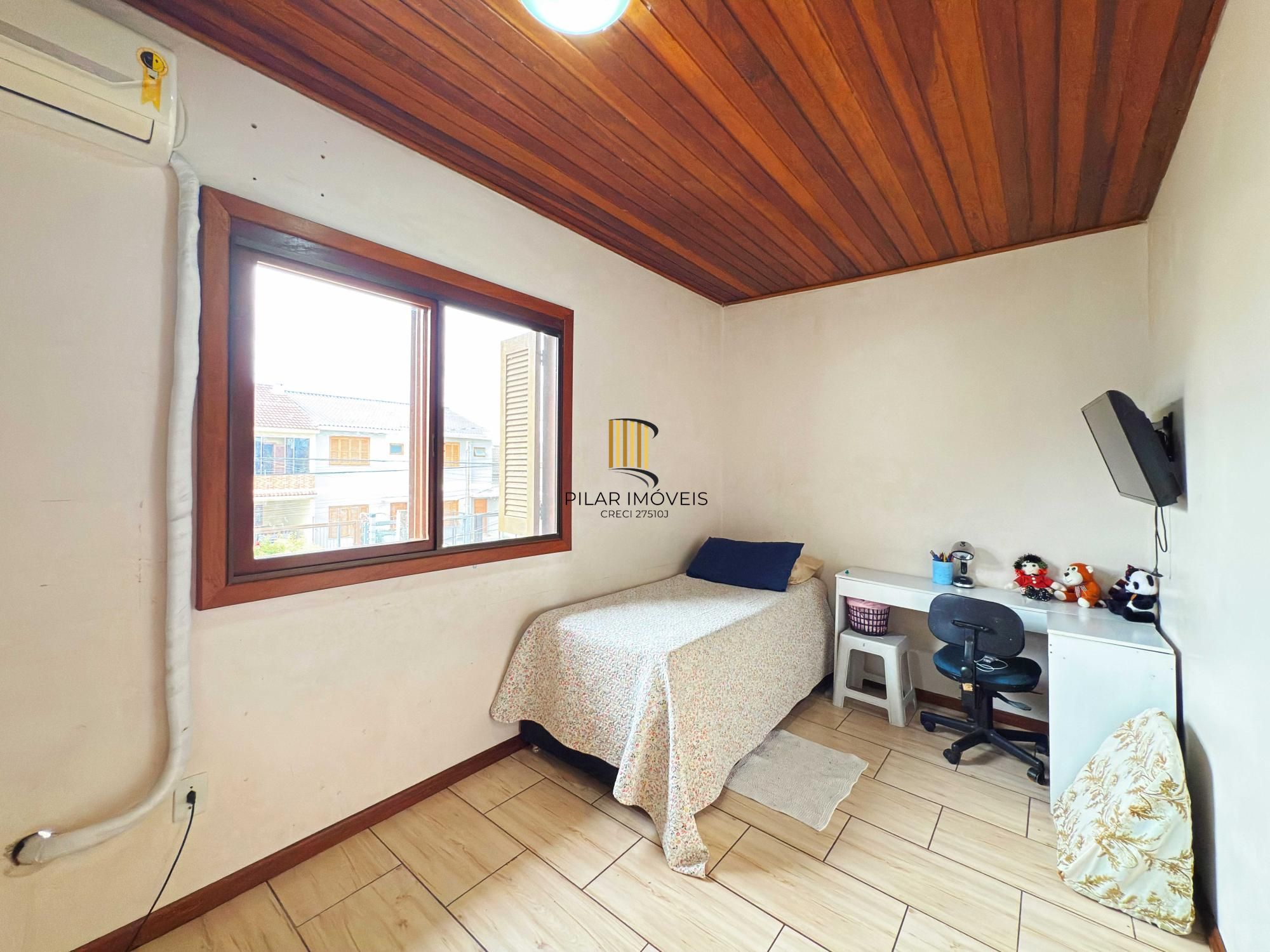 Sobrado 2 dormitórios no bairro Aberta dos Morros