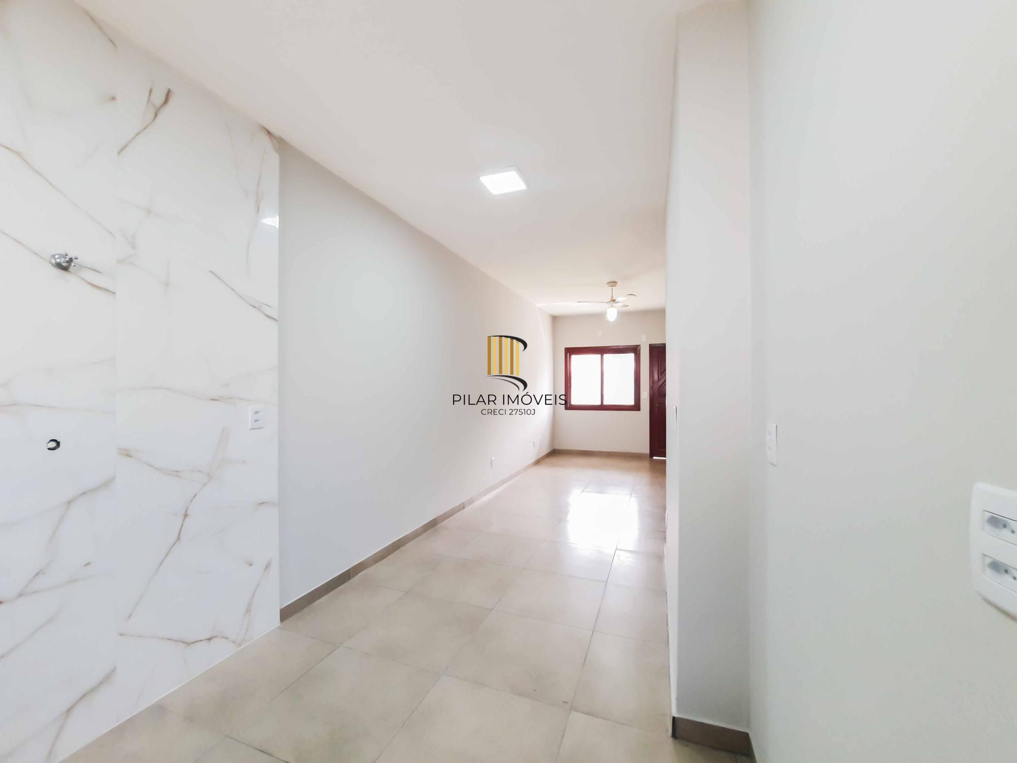 No bairro Hípica residência térrea com 2 dormitórios