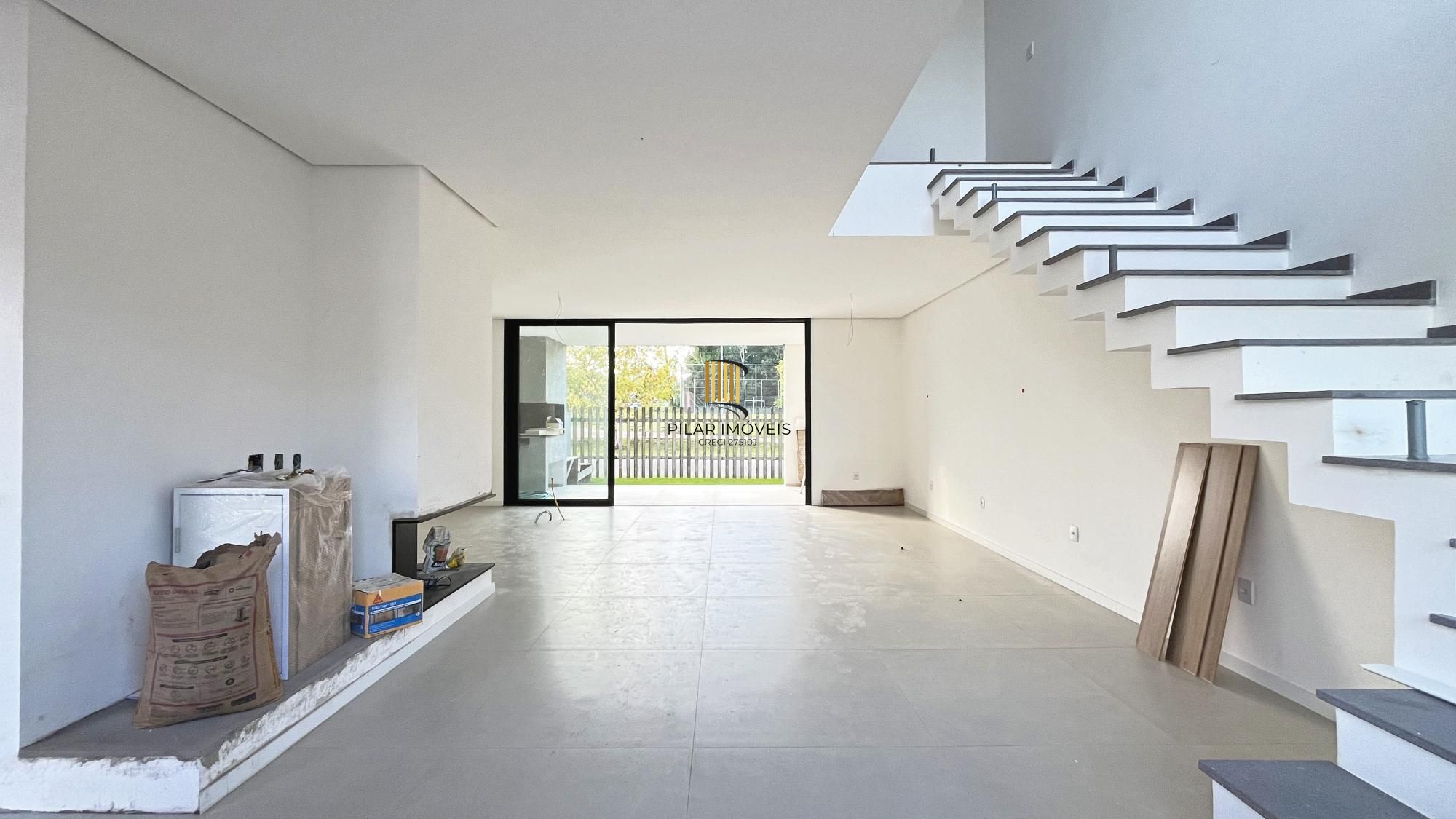 Casa Condominio em Porto Alegre, no bairro Hípica, com 3 dormitório(s), e 3 banheiros, à venda.