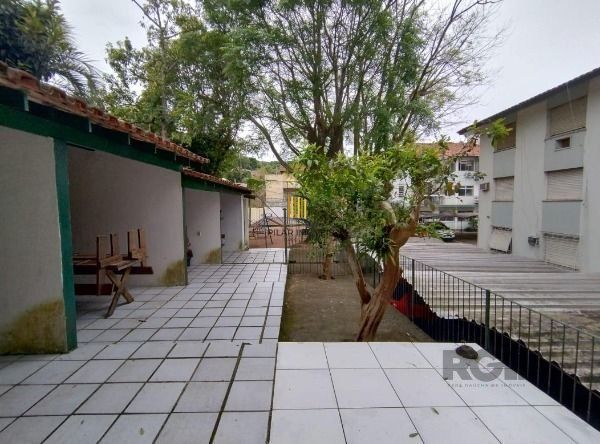 Apartamento em Porto Alegre, no bairro Vila Conceição, com 1 dormitório(s), e 1 banheiros, à venda.