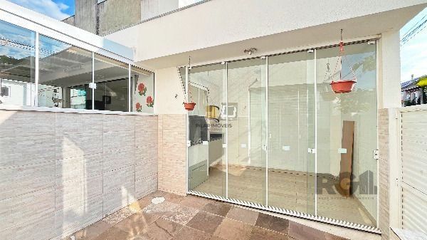 Casa para Venda - 166.54m², 3 dormitórios, sendo 3 suites, 2 vagas - Hípica