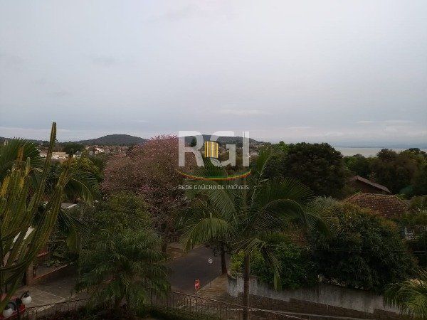 Casa para Venda - 741m², 5 dormitórios, sendo 3 suites, 9 vagas - Espirito Santo