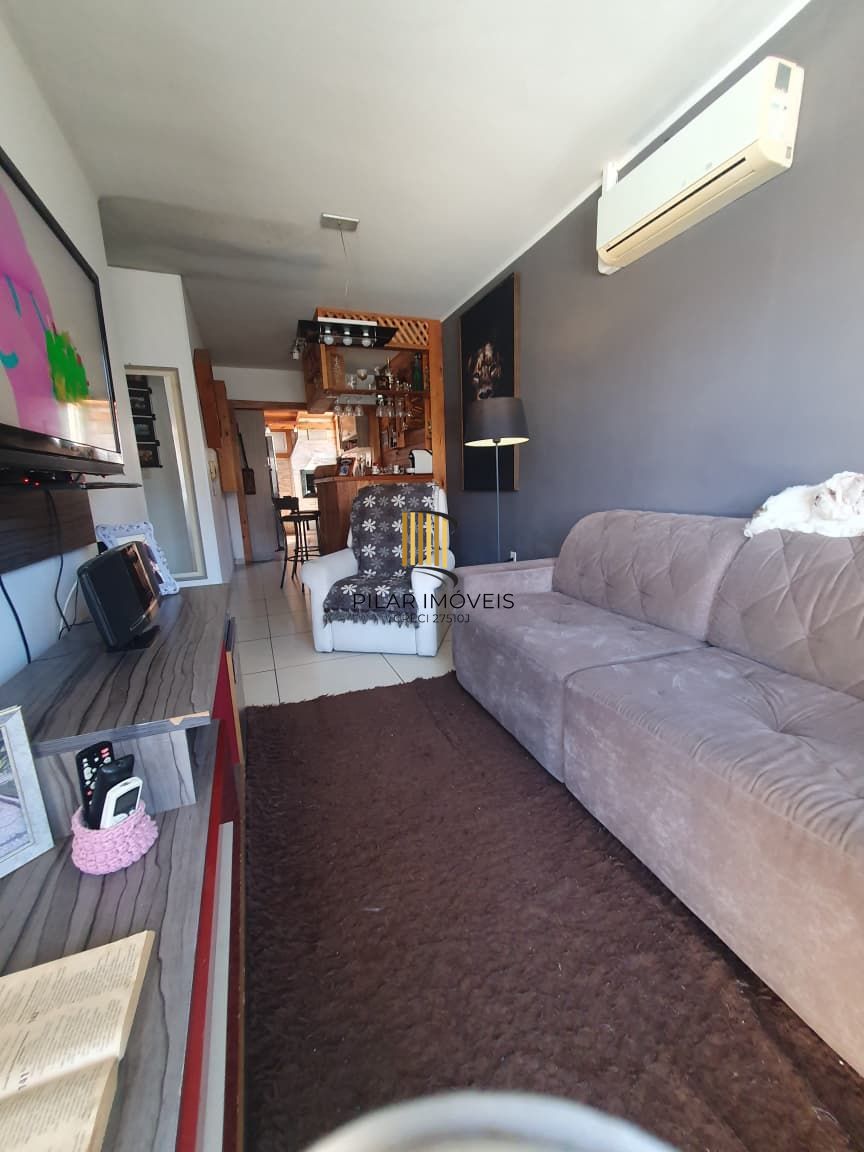Casa 03 dormitórios em  Condominio na zona sul de Porto Alegre com total infra estrutura