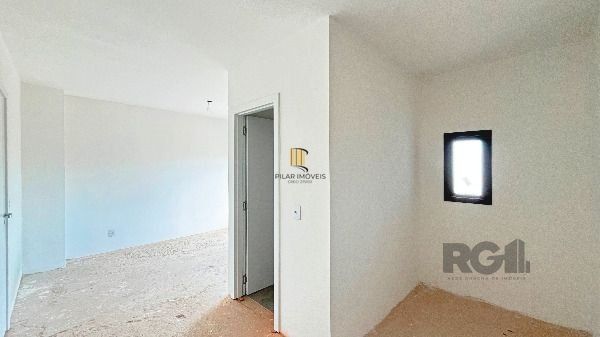 Casa em Porto Alegre, no bairro Hípica, com 3 dormitório(s), e 3 banheiros, à venda.