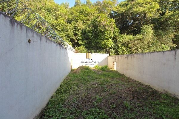 Sobrado para Venda - 100m², 3 dormitórios, sendo 3 suites, 2 vagas - Portal Do Guarujá