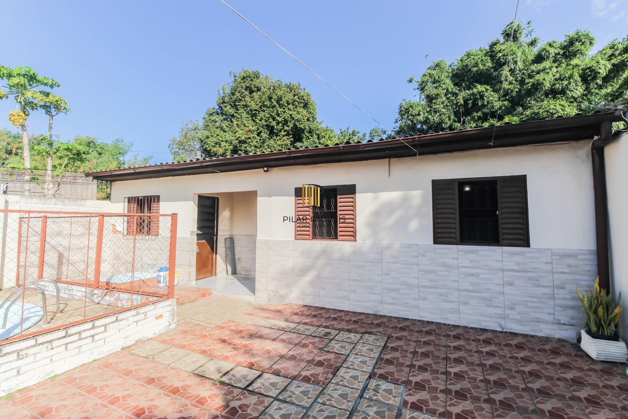 Casa 3 dormitórios no bairro Ipanema