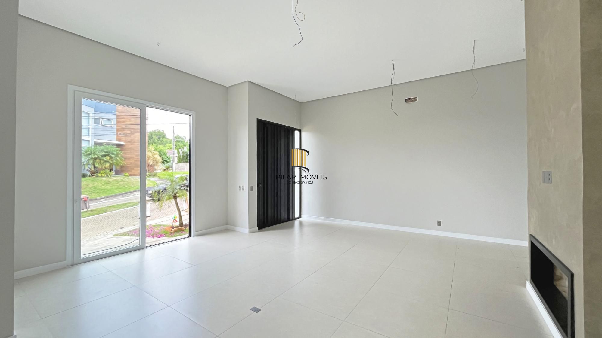 Casa Condominio em Porto Alegre, no bairro Hípica, com 3 dormitório(s), e 3 banheiros, à venda.