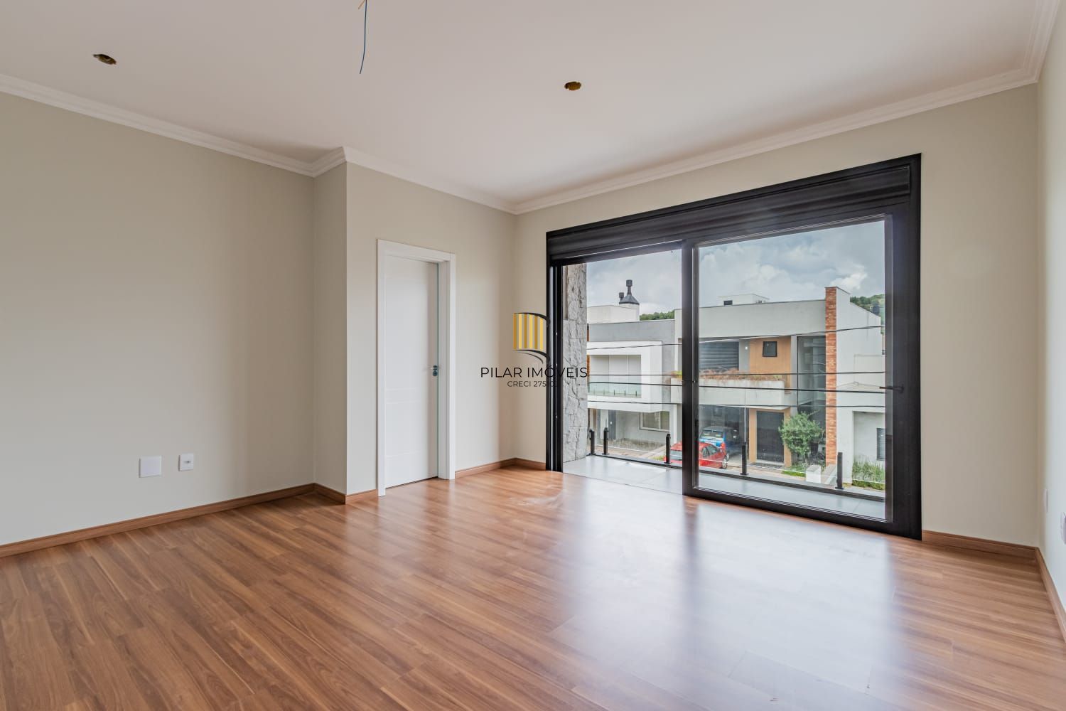 Sobrado  Condominio Amalffi com 03 suites - 180m² zona Sul de Porto Alegre