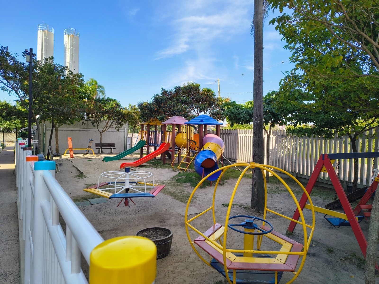 Apartamento 2 dormitórios no bairro Cavalhada