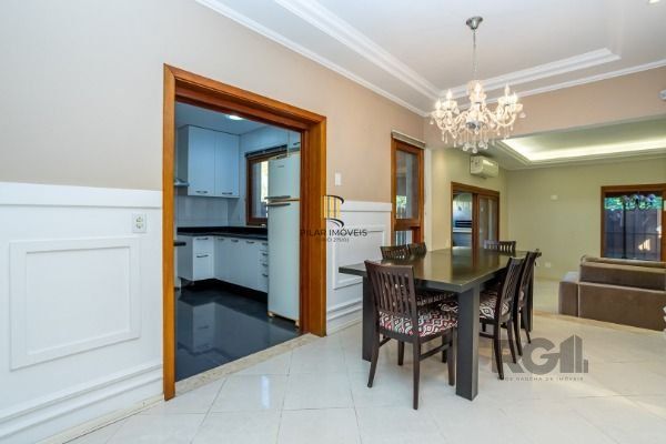 Casa Condominio em Porto Alegre, no bairro Jardim Isabel, com 3 dormitório(s), à venda.