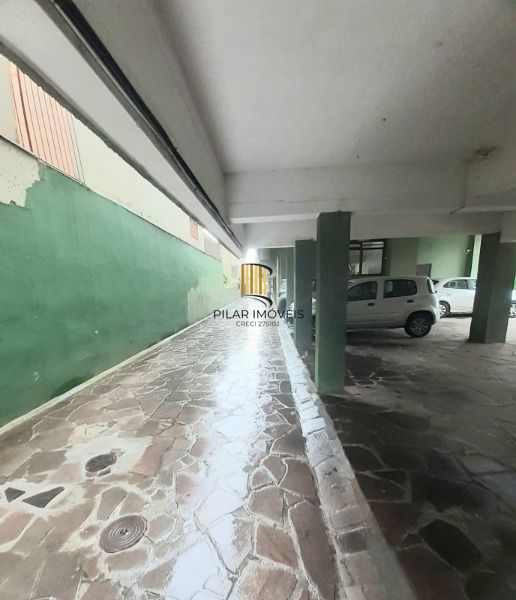 Cobertura em Porto Alegre, no bairro Cristal, com 3 dormitório(s), e 3 banheiros, à venda.