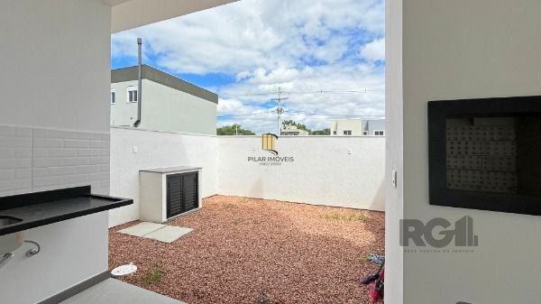 Casa Condominio em Porto Alegre, no bairro Campo Novo, com 3 dormitório(s), e 3 banheiros, à venda.
