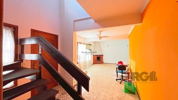 Casa para Venda - 320m², 3 dormitórios, sendo 1 suites, 3 vagas - Altos Do Ipê