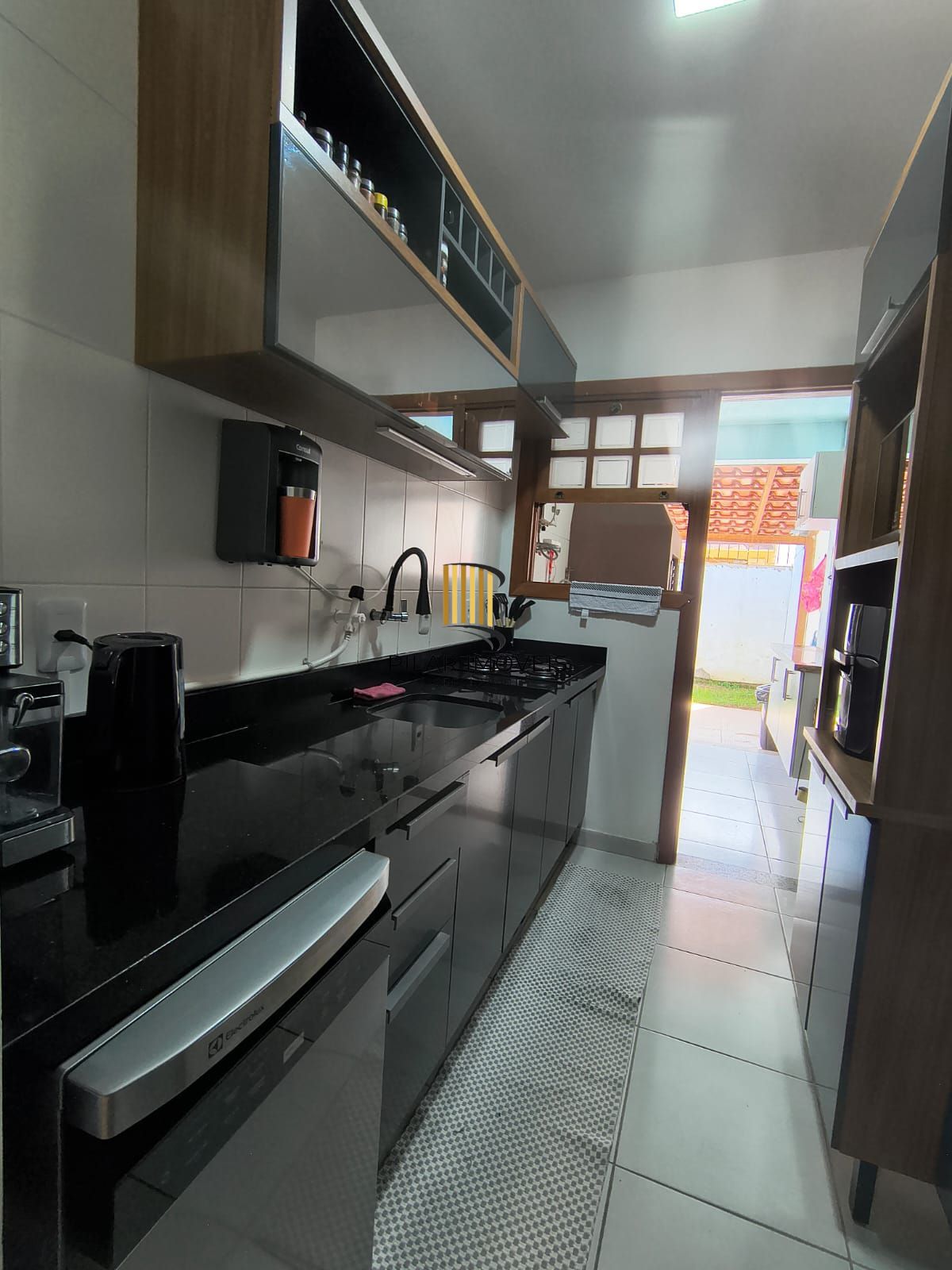 Casa terrea de 3 dormitorios sendo uma suite no bairro Hipica