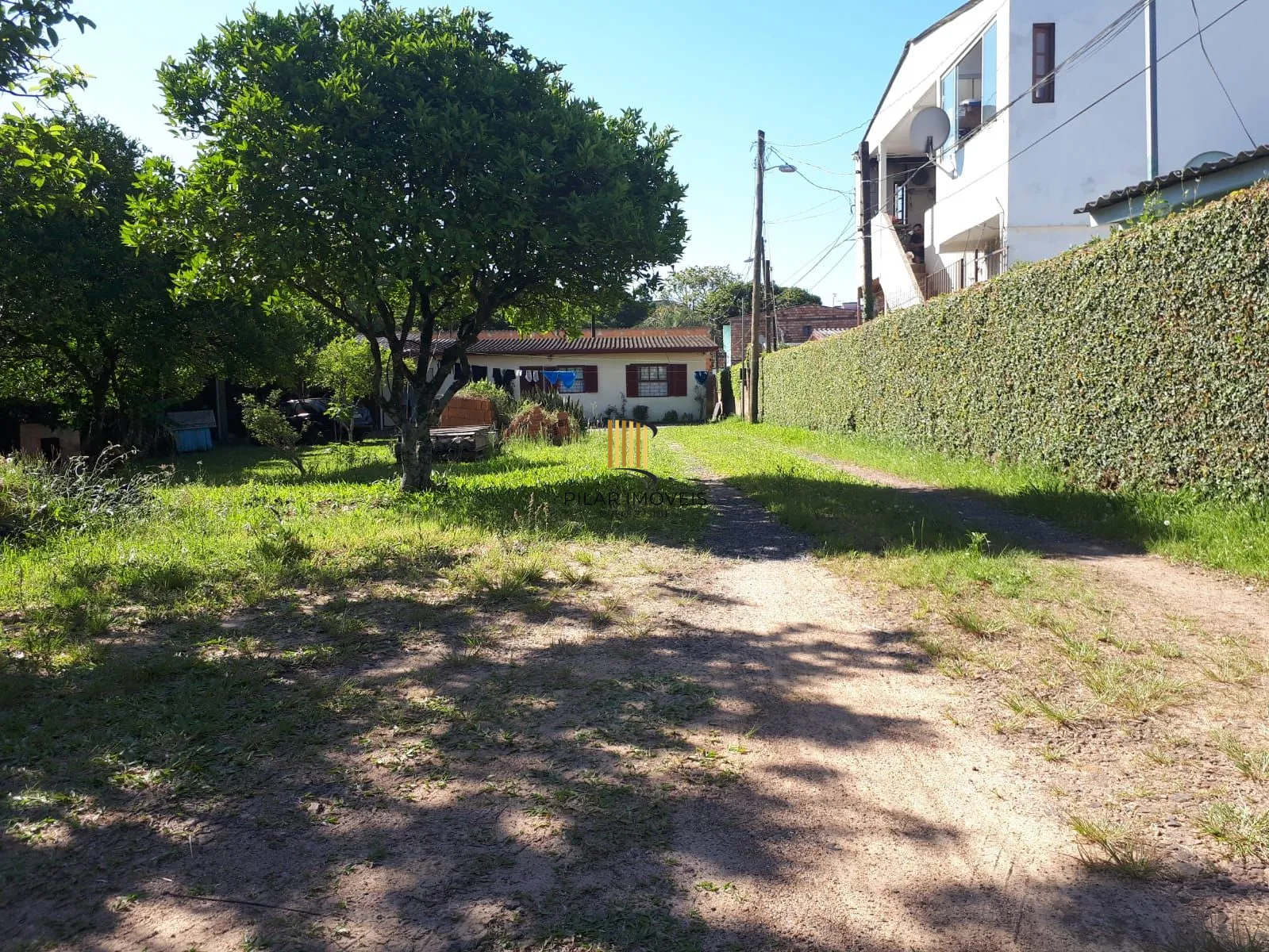 Amplo terreno à venda com 1440m²