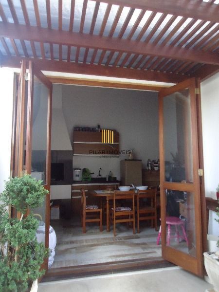 Casa para Venda - 177.93m², 3 dormitórios, sendo 1 suites, Hípica