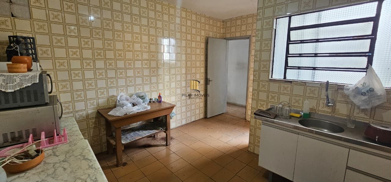 Casa 2 dormitórios no bairro Nonoai