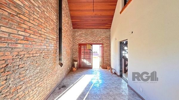 Casa para Venda - 320m², 3 dormitórios, sendo 1 suites, 3 vagas - Altos Do Ipê