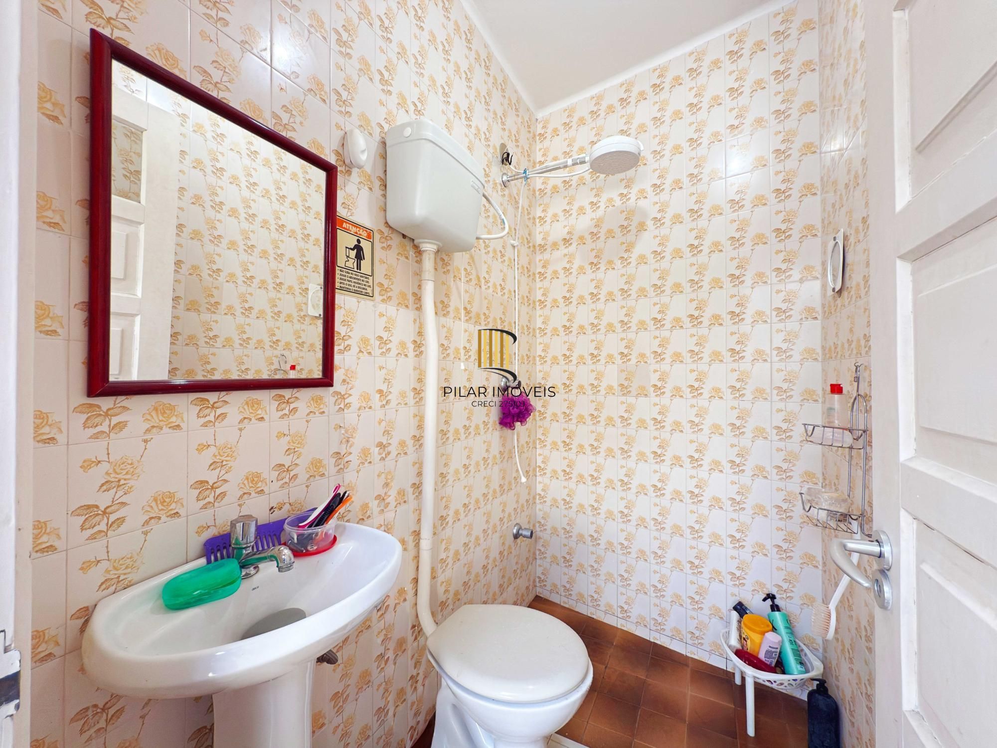 Casa Térrea com Piscina e 3 Dormitórios – Coração de Ipanema