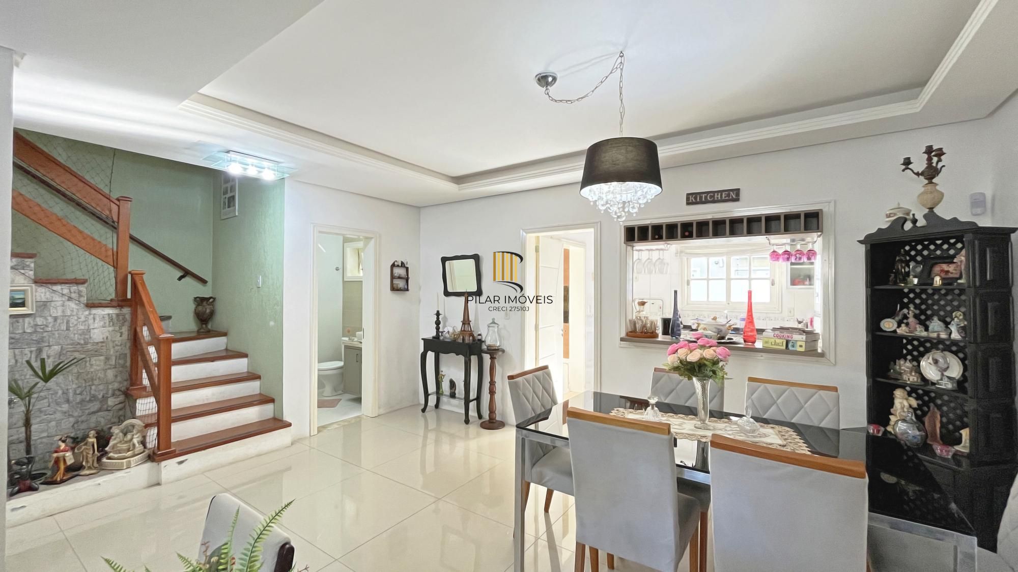 Casa de Condomínio 3 dormitórios no bairro Hípica