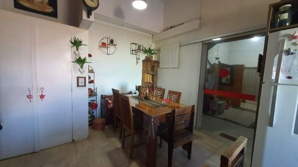 Predio para Venda - 353m², 4 dormitórios, sendo 3 suites, 2 vagas - Hípica